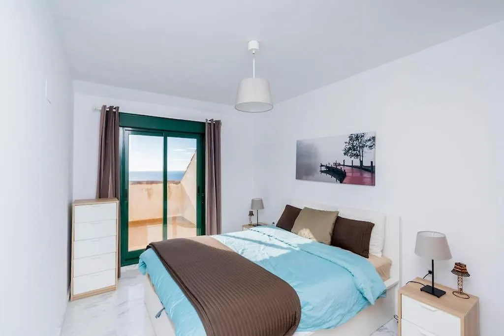 贝纳尔马德纳4 Bed Duplex With Stunning Sea Views公寓 公寓 贝纳尔马德纳