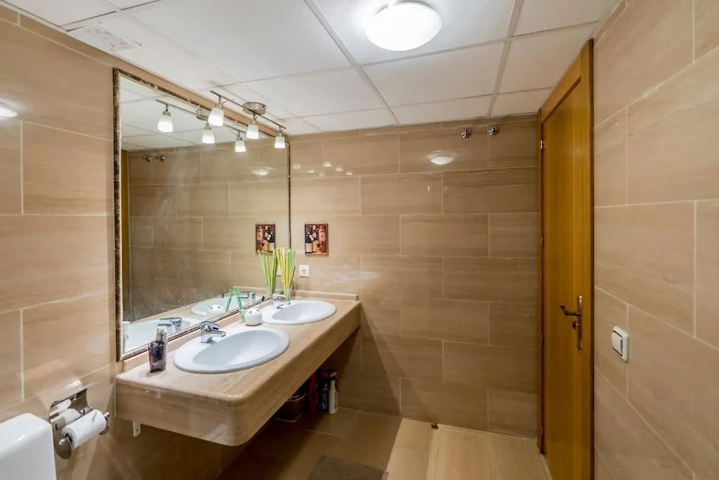 贝纳尔马德纳4 Bed Duplex With Stunning Sea Views公寓